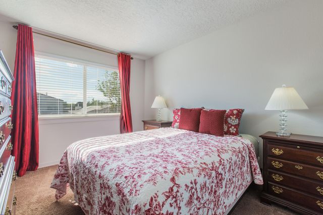 632 Hermit Falls Drive SE, Rio Rancho, NM 87124