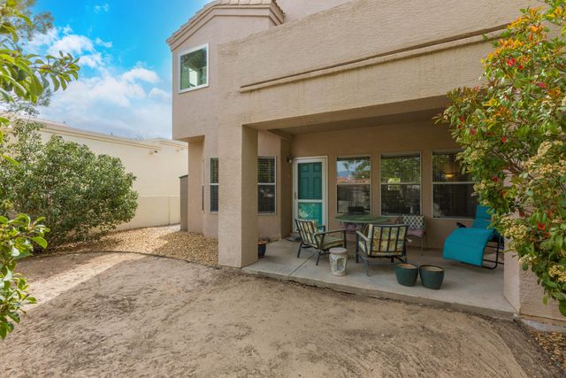 632 Hermit Falls Drive SE, Rio Rancho, NM 87124