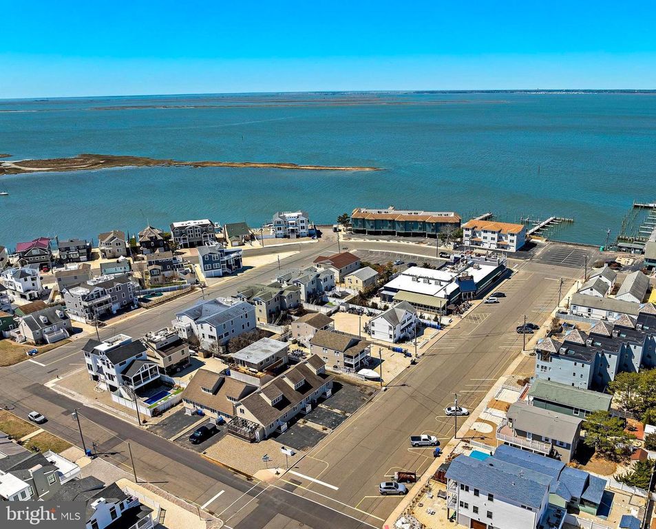 500-UNIT 3 ENGLESIDE AVE, Beach Haven, NJ 08008