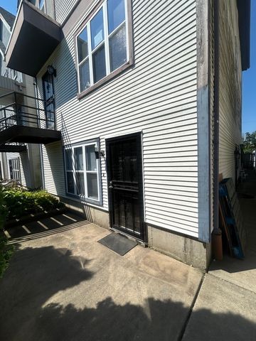 6538 S Kenwood Avenue 1, Chicago, IL 60637