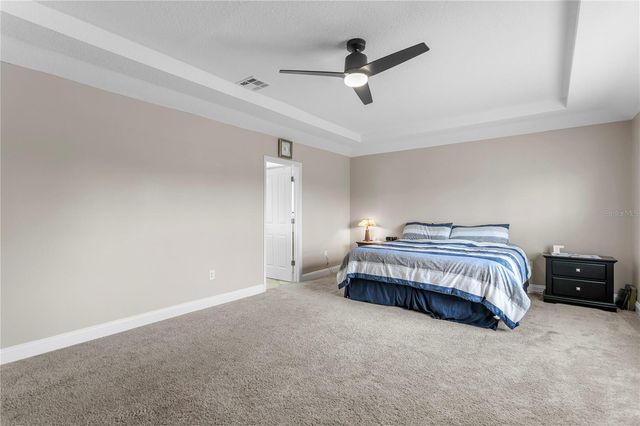 10121 KINGSBRIDGE AVENUE, Tampa, FL 33626