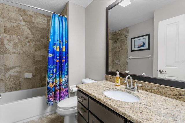 10121 KINGSBRIDGE AVENUE, Tampa, FL 33626