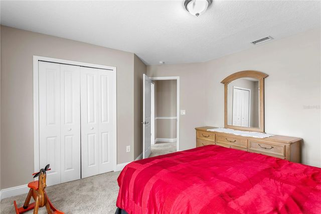 10121 KINGSBRIDGE AVENUE, Tampa, FL 33626