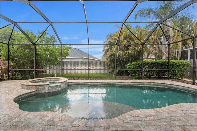 10121 KINGSBRIDGE AVENUE, Tampa, FL 33626