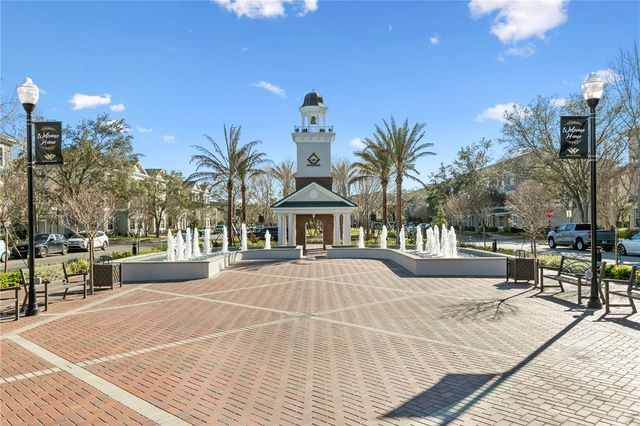 10121 KINGSBRIDGE AVENUE, Tampa, FL 33626