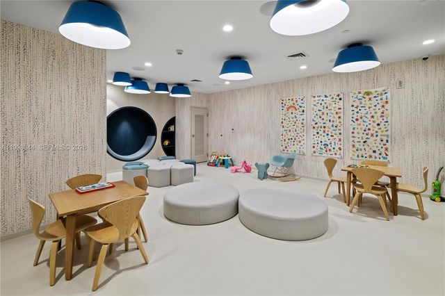 101 Diplomat Pkwy 1205, Hallandale Beach, FL 33009