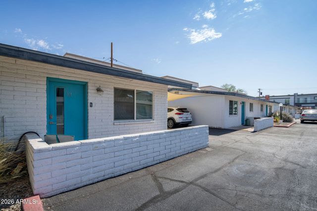 3141 N 37th St Street, Phoenix, AZ 85018