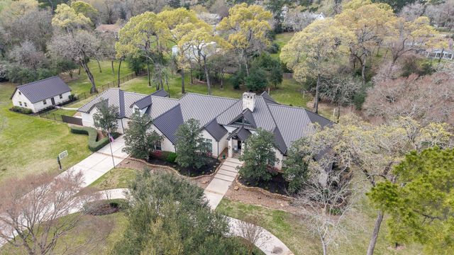 22911 Barrister Creek Drive, Tomball, TX 77377