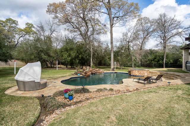 22911 Barrister Creek Drive, Tomball, TX 77377