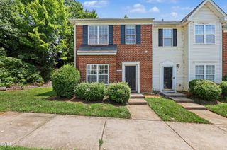 142 Queensberry Court, Greensboro, NC 27405