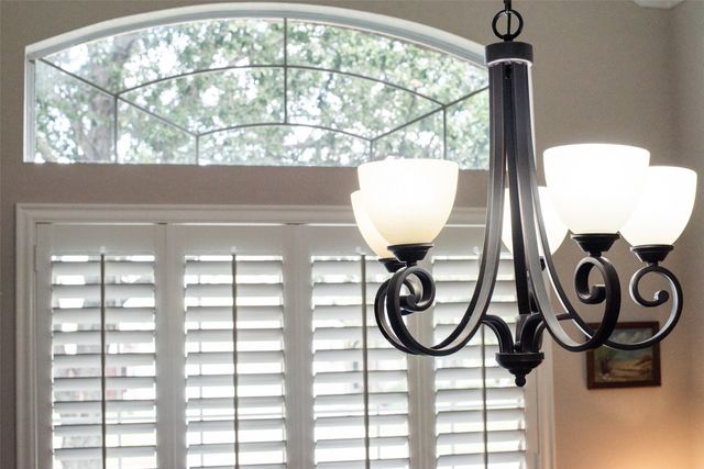 212 Park Meadows Drive, Euless, TX 76039