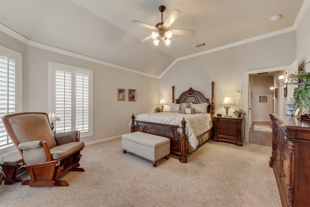 212 Park Meadows Drive, Euless, TX 76039