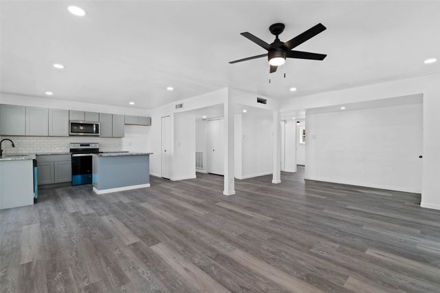 2068 E Peters Colony Road, Carrollton, TX 75007