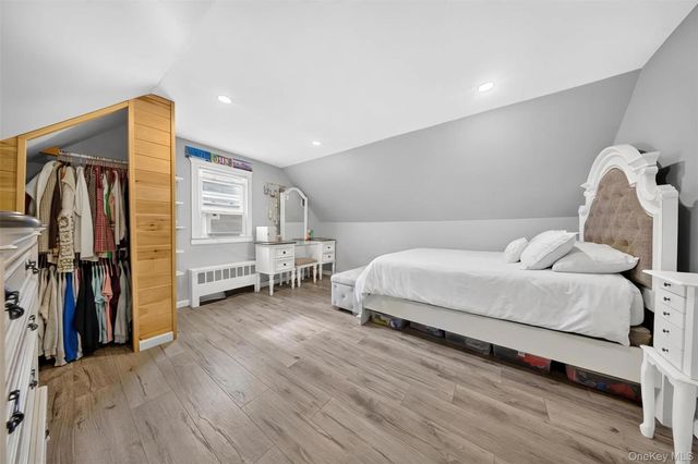 131 Dorset Avenue, Albertson, NY 11507