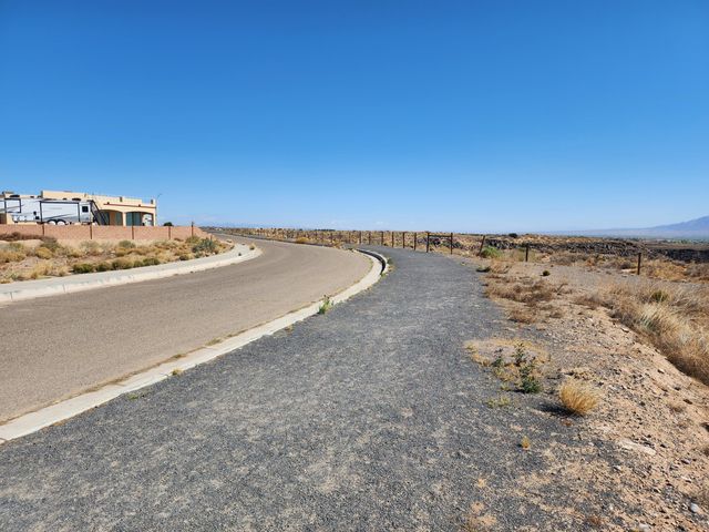 6301 Vista Del Prado Road NW, Albuquerque, NM 87120