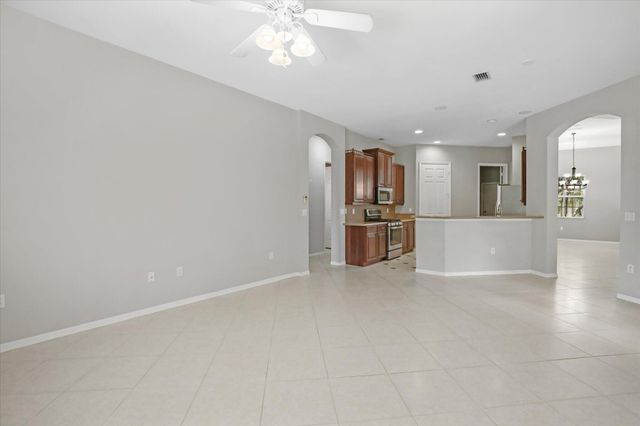 521 SW Lake Manatee Way, Port St. Lucie, Port St Lucie, FL 34986