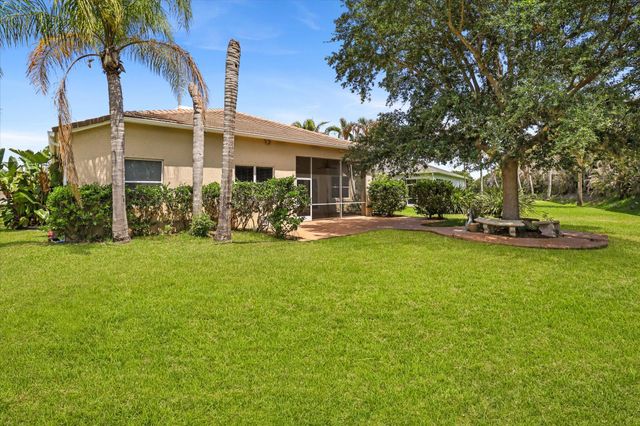 521 SW Lake Manatee Way, Port St. Lucie, Port St Lucie, FL 34986