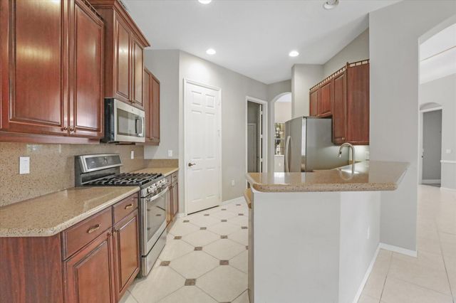 521 SW Lake Manatee Way, Port St. Lucie, Port St Lucie, FL 34986