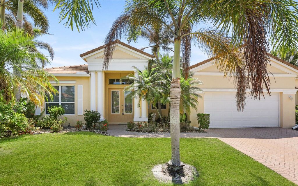 521 SW Lake Manatee Way, Port St. Lucie, Port St Lucie, FL 34986