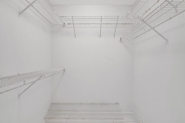 9758 Harbour Lake Circle, Boynton Beach, FL 33437