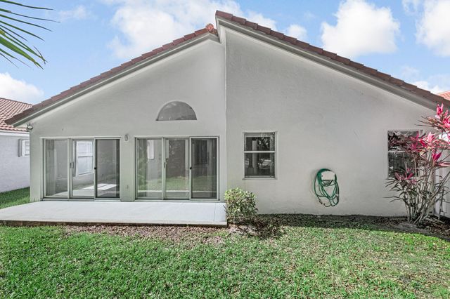 9758 Harbour Lake Circle, Boynton Beach, FL 33437