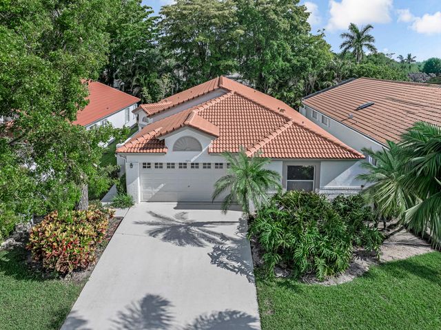 9758 Harbour Lake Circle, Boynton Beach, FL 33437