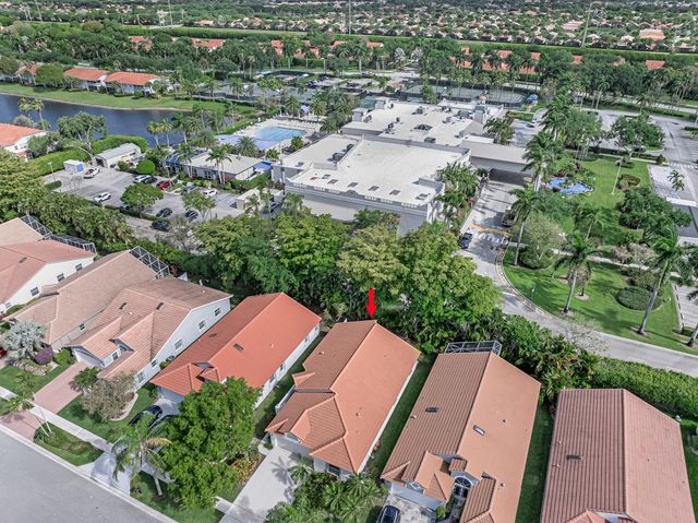 9758 Harbour Lake Circle, Boynton Beach, FL 33437