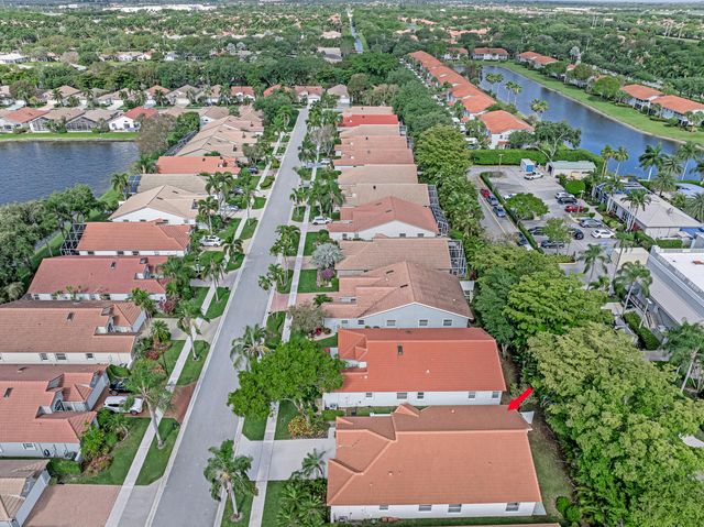 9758 Harbour Lake Circle, Boynton Beach, FL 33437