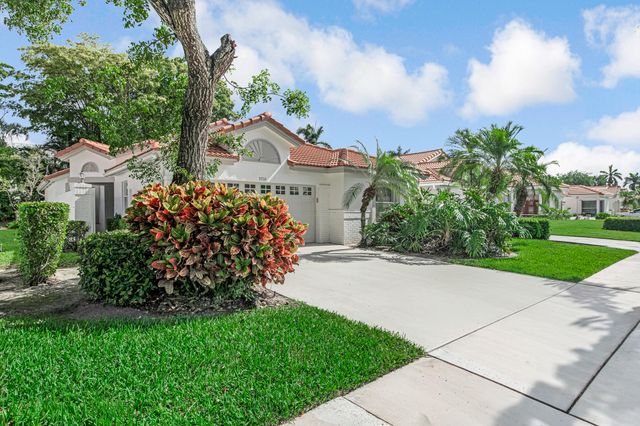 9758 Harbour Lake Circle, Boynton Beach, FL 33437