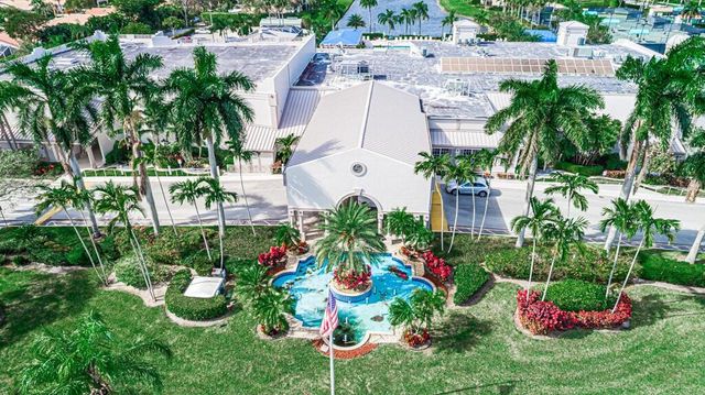 9758 Harbour Lake Circle, Boynton Beach, FL 33437