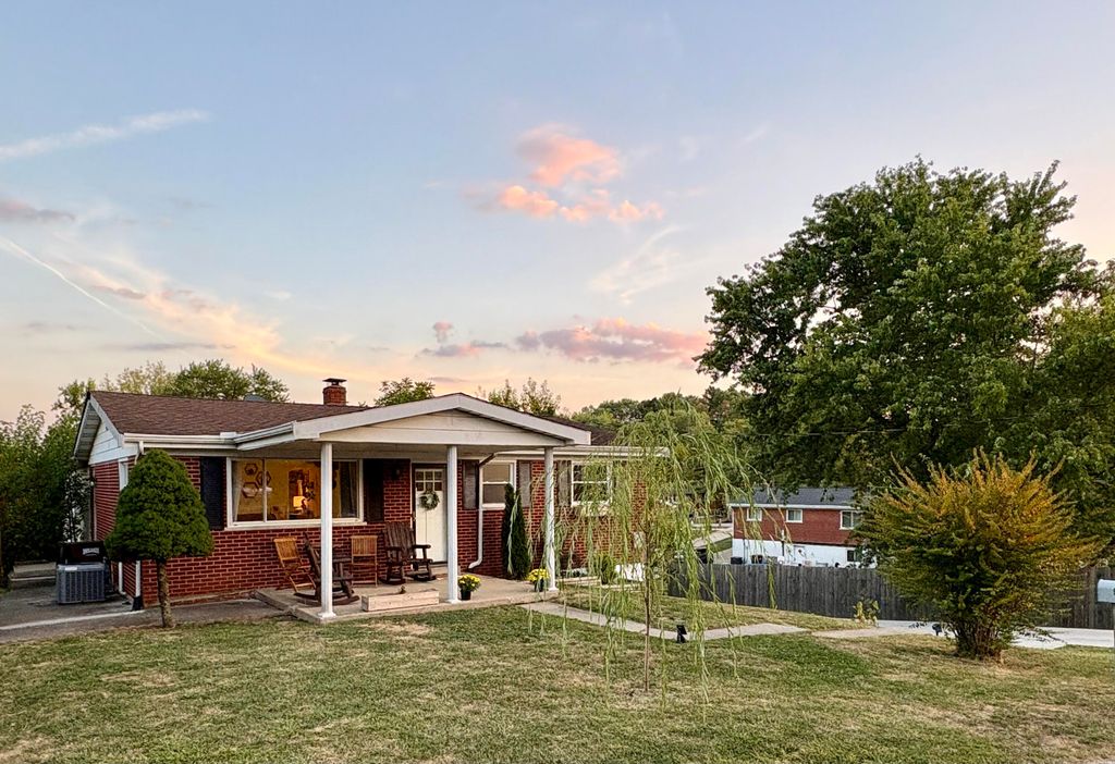 9039 Oak Lane, Alexandria, KY 41001