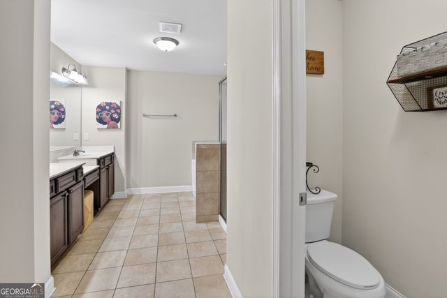 432 Braemore Mill Drive, Lawrenceville, GA 30044