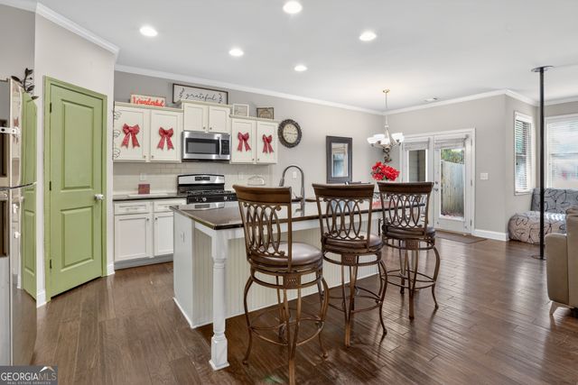 432 Braemore Mill Drive, Lawrenceville, GA 30044