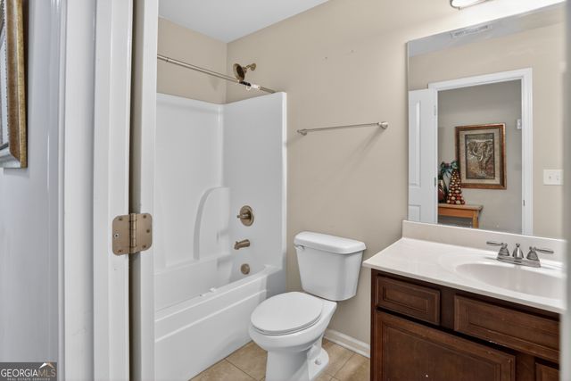 432 Braemore Mill Drive, Lawrenceville, GA 30044