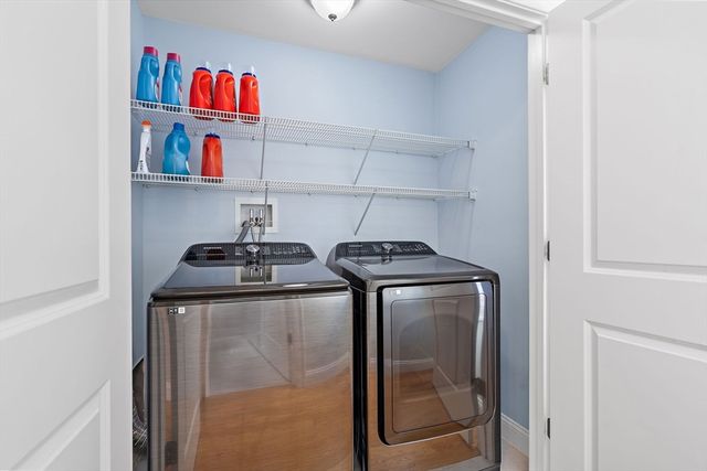 17 Wadsworth Ave 2, Waltham, MA 02453