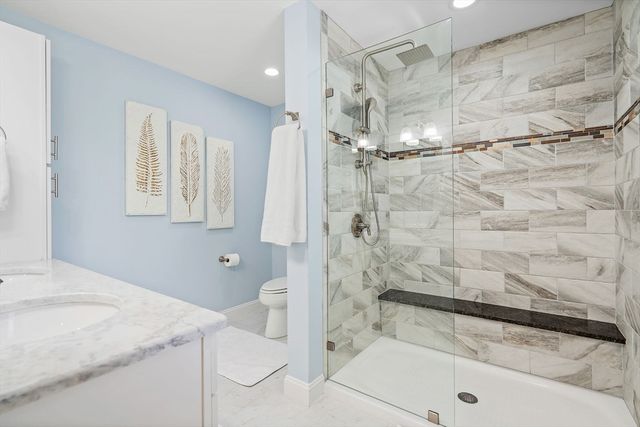 17 Wadsworth Ave 2, Waltham, MA 02453