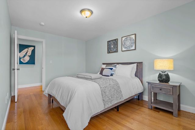 17 Wadsworth Ave 2, Waltham, MA 02453