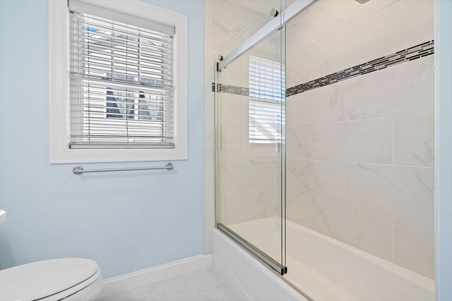 17 Wadsworth Ave 2, Waltham, MA 02453