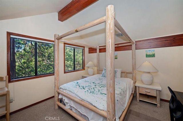 920 Arbula, Crestline, CA 92325
