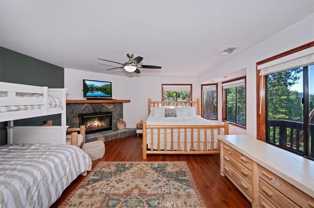 920 Arbula, Crestline, CA 92325