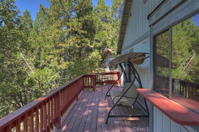 920 Arbula, Crestline, CA 92325