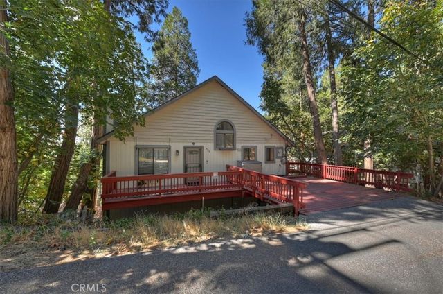 920 Arbula, Crestline, CA 92325