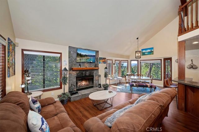920 Arbula, Crestline, CA 92325