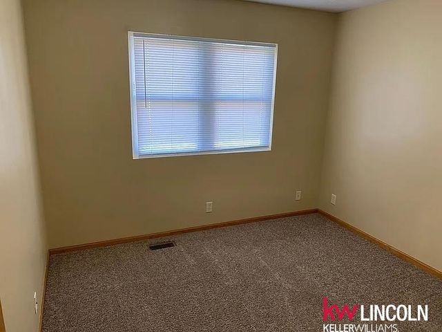 6834 Whitewater Lane, Lincoln, NE 68521