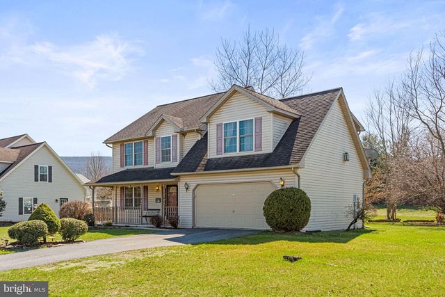 138 WESTGATE DR, Mount Holly Springs, PA 17065