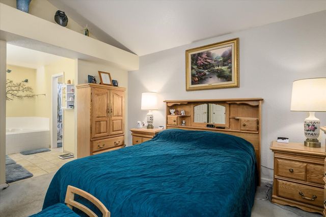 2806 Woodleigh Ln, Cameron Park, CA 95682