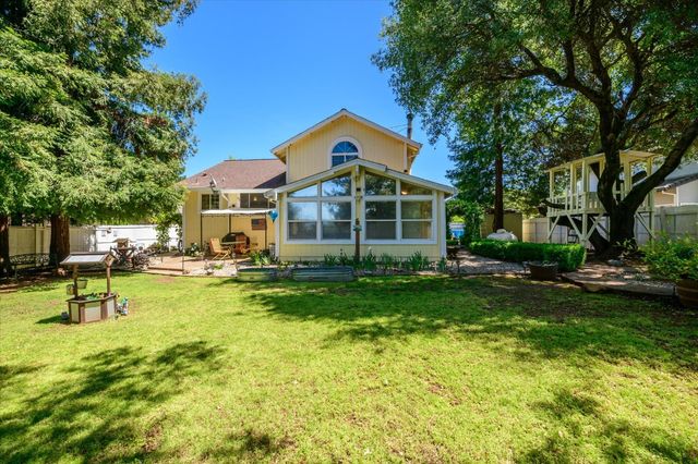 2806 Woodleigh Ln, Cameron Park, CA 95682