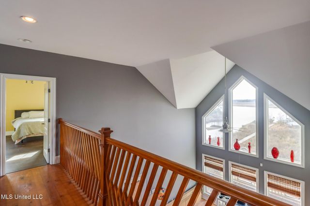 957 N Shore Drive, Biloxi, MS 39532