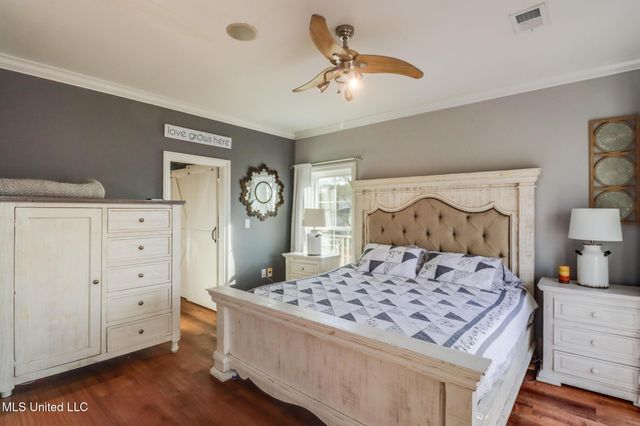 957 N Shore Drive, Biloxi, MS 39532