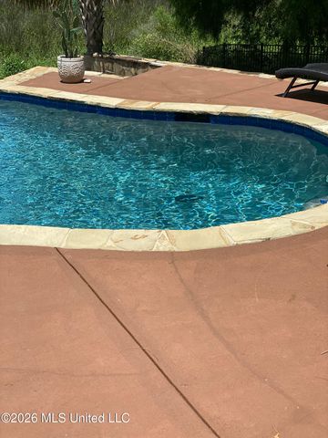 957 N Shore Drive, Biloxi, MS 39532